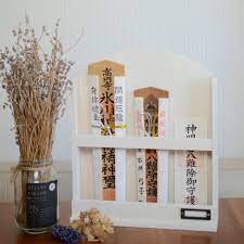 楽天市場 当店オリジナル お札立て白 壁掛け 神棚 シンプル モダン 簡易 ｍｔｂ００６ 棚フック 雑貨 ゆららかマーケット シンプルモダン 壁掛け お札