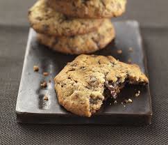 Cookies Aux Pepites De Chocolat En 2020 Cookies Recette Recette Dessert Farine De Coco