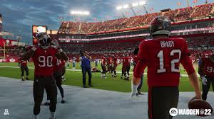 Quarterback patrick mahomes of the kansas. Ea Sports Madden Nfl 22 Mit Tom Brady Und Patrick Mahomes Auf Dem Cover Angekundigt Insidexbox De