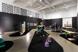 Karl otto lagerfeld (german pronunciation: Musing Memphis Designs Loved By David Bowie And Karl Lagerfeld At Mk Gallery