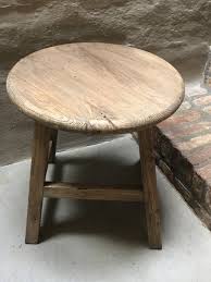 oud vergrijsd houten tafel tafeltje bijzettafel bijzettafeltje salontafel wijntafel wijntafeltje rond ronde lan bijzettafeltje houten tafel houten bijzettafels
