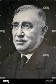 Français : Portrait de Charles Claude Flahaut de La Billarderie, comte  d'Angiviller (1730-1810), portant l'insigne de l'ordre de Saint-Louis  فارسی: پرتره شارل-کلود فلائو دو لا بیادری سیاستمدار فرانسوی اثر ژان-باتیست  گروز