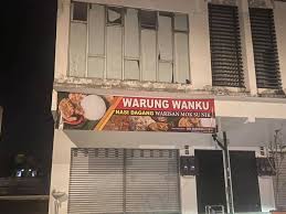 Berikut ini daftar tempat makan (warung makan) di kota batang (lihat pada gambar peta di atas) yang dapat sobat sekalian coba ketika melintas di batang : Warung Wanku Home Facebook