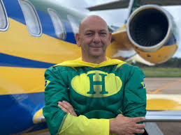 Luciano hang oferece r$100 mil para quem entregar quem incendiou estátua da havan. Dono Da Havan Patrocina Faixa Em Aviao Que Chama Lula De Cachaceiro Pt Aciona A Justica Politica Ultimas Noticias De Politica O Povo Online