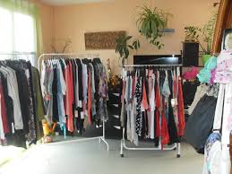 Vente a domicile sur l'annuaire français des professionels. Hellomerci La Boutique De Sophie A Petits Prix A Votre Domicile Sophie Medina