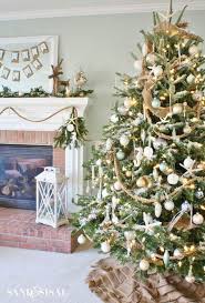 You can find beach christmas stockings, garlands, trees, ornaments, and more. 30 Brilliant Coastal Chic Christmas Tree Decorating Ideas