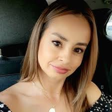 Ashley Scarbrough's Instagram, Twitter & Facebook