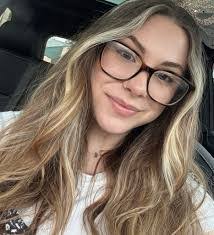 Candace Hyatt's Instagram, Twitter & Facebook