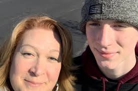 Fundraiser for Debra Moore by Cynthia Buongiovanni : Help Debbie fight  cancer