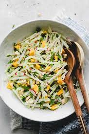 Asian Kohlrabi Salad Destination Delish Recipe Kohlrabi Recipes Soup And Salad Kohlrabi