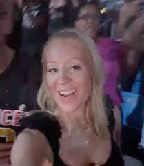 It should cost a billion to look this good