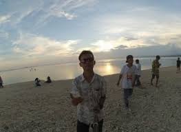 Jadi sebutan pantai anyer bukan untuk memberi identitas sebuah tempat wisata melainkan untuk menyebutkan beberapa harga tiket masuk pantai anyer. 10 Spot Foto Di Pantai Laguna Lampung Kalianda Alamat Penginapan Dimana Kejadian Korban Tenggelam Buaya Tragedi Wisataterdekat Com
