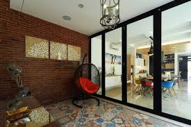 Fungsi dapur, kamar tidur dan ruang keluarga atau ruang tamu saling silih berganti sesuai kebutuhan. Anda Jenuh Yuk Mendesain Ruang Santai Halaman All Kompas Com