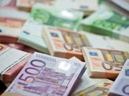 Maybe you would like to learn more about one of these? Hruba Minimalna Mzda Na Slovensku Od Januara Stupne Na 580 Eur Finreport Sk