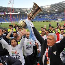 Si trasferisce in svizzera nel 1987, per stabilirvisi definitivamente all'indomani dello scoppio della guerra dei balcani. Ligue 1 Vladimir Petkovic Le Garde Suisse Qui Debarque Aux Girondins De Bordeaux L Equipe