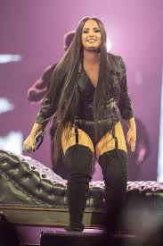 Just a few weeks ago, lovato was admitted to hospital after a drug overdose. Hd Wallpaper Cooper Copii Woman Weekend Outfits 4 Demi Lovato Body Demi Lovato Pictures Demi Lovato