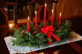 Decoration De Bougies Noel Bricolage Original 23 Photos Centre De Table Noel Decoration Table De Noel Table De Noel