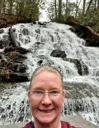 Hiking enthusiast seeking friends in north Georgia