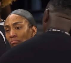 Idk, eating a KitKat that way is cray work. 😭