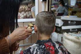 Barber police haircut style : 10 Year Old Boy Bursts Into Tears Calls The Police After Receiving A Bad Unsatisfactory Haircut
