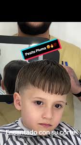 Corte de Peso Pluma para Niños: ¡Un Cambio Increíble!