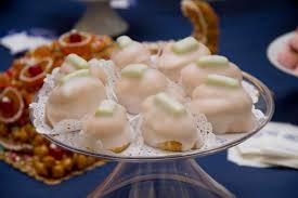 A napoli il natale lo si prende molto seriamente: I Migliori Dolci Di Natale Napoletani Li Trovate In Queste 10 Pasticcerie