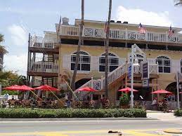 Island time bar & grill is located on the roundabout at bridge street on anna maria island bradenton beach. Island Time Bar And Grill Florida Beach Bar