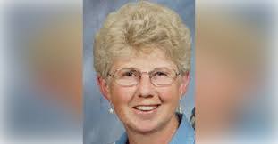 Sandra Kirschner's Instagram, Twitter & Facebook