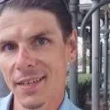 Amanda Comeaux's Instagram, Twitter & Facebook