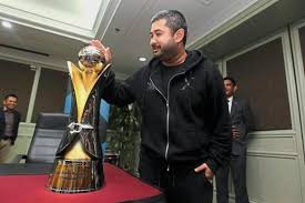 Sultan ibrahim ibni almarhum sultan iskandar is the 25th sultan of johor and the 5th sultan of modern johor. Tmj Quits As Fam President But Remains As Fmllp Chairman Aff The Official Website Of The Asean Football Federation