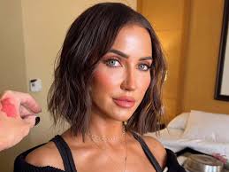 The Bachelorette' alum Kaitlyn Bristowe announces boob job, jokes about  having "twins"