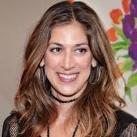 Amy Vail's Instagram, Twitter & Facebook