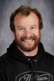 Lisa Earp's Instagram, Twitter & Facebook