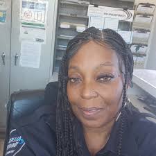 Pamela Pulliam's Instagram, Twitter & Facebook