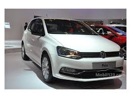 Hier alle volkswagen polo 1.2 tsi die momenteel te koop staan op autoscout24, de grootste automarkt in europa. Jual Mobil Volkswagen Polo 2015 Tsi 1 2 Automatic 1 2 Di Dki Jakarta Automatic Hatchback Putih Rp 259 000 000 2637204 Mobil123 Com