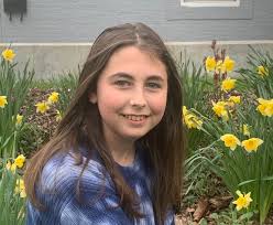 Ana Rosenthal's Instagram, Twitter & Facebook