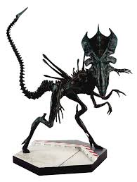 OCT172382 - ALIEN PREDATOR FIG SPECIAL 4 XENOMORPH QUEEN - Previews World