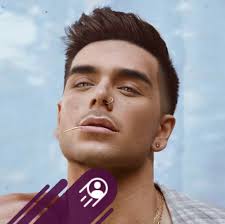 Billboard has sparked buzz, hinting that Mariah Carey could take the stage  at the 2026 Super Bowl halftime show. 👀 The talk comes after her upcoming  career-spanning Video Vanguard performance at the