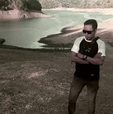 Nahu ma mbali ipi ku lingi adeku amancawa ee mba ntoira lao ndi dana ma na`e kalau nahu ma lao ngupa mori ra woko ndi ru`u ndai mane`e kacampo weki. Arunk Bima Posts Facebook