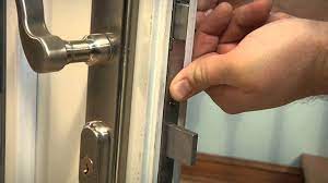 3 Point Locking System Youtube