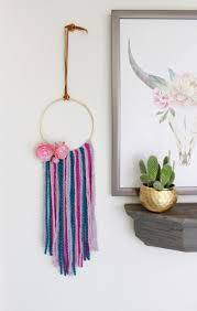 The minimal materials make it easy to transport, and the whole process of winding and weaving is easy to follow with the simple instructions from. 33 Beautiful Boho Wall Art Projects You Can Make Yourself