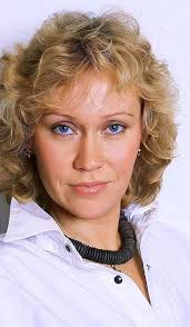 Ukrainian queens left to right. Helle Bohdanova (Ignea), Daria Zaritskaya (  Sershen & Zaritskaya), Tatiana Shmayluk (Jinjer). Make music, not war ✌️🤘 