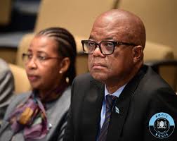 CHARLES GAOBOHULA MOKOBI: MEMBER OF THE PRESIDENTIAL COMMISSION OF ENQUIRY  INTO THE REVIEW OF THE CONSTITUTION OF BOTSWANA Charles Mokobi completed  his secondary education (Metric) in 1961 in Lesotho. He holds a