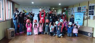 Saesa entrega implementación a estudiantes de Escuela rural de Los Muermos 