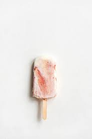 Eis Am Stiel Unser Rhabarber Joghurt Eis Hellofresh Blog Rezept In 2020 Joghurt Eis Rhabarber Eis