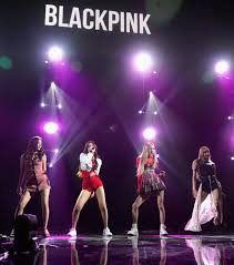 blackpink bp kpop girlgroup rose chaeyoung jennie jisoo lisa blink parkchaeyoung jenniekim kimjisoo lal blackpink blackpink jisoo universal music