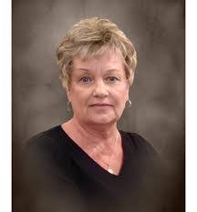 Alisha Woodall's Instagram, Twitter & Facebook