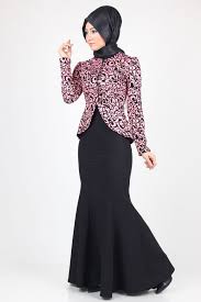 Peplum Ceketli Balik Kombin 60915 Www Modaselvim Com Robe Du Soir Robe Tenue