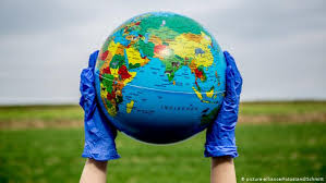Sections and supplements are laid out just as in the print edition, but complemented by a variety of digital tools which enhance the printed newspaper's look and feel. Coronavirus Faq Die Die Welt Bewegen Wissen Umwelt Dw 24 08 2020