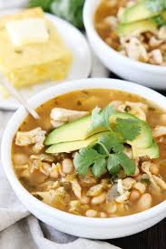 Easy White Chicken Chili White Chicken Chili Easy Recipes Using Rotisserie Chicken White Chili Chicken Recipe
